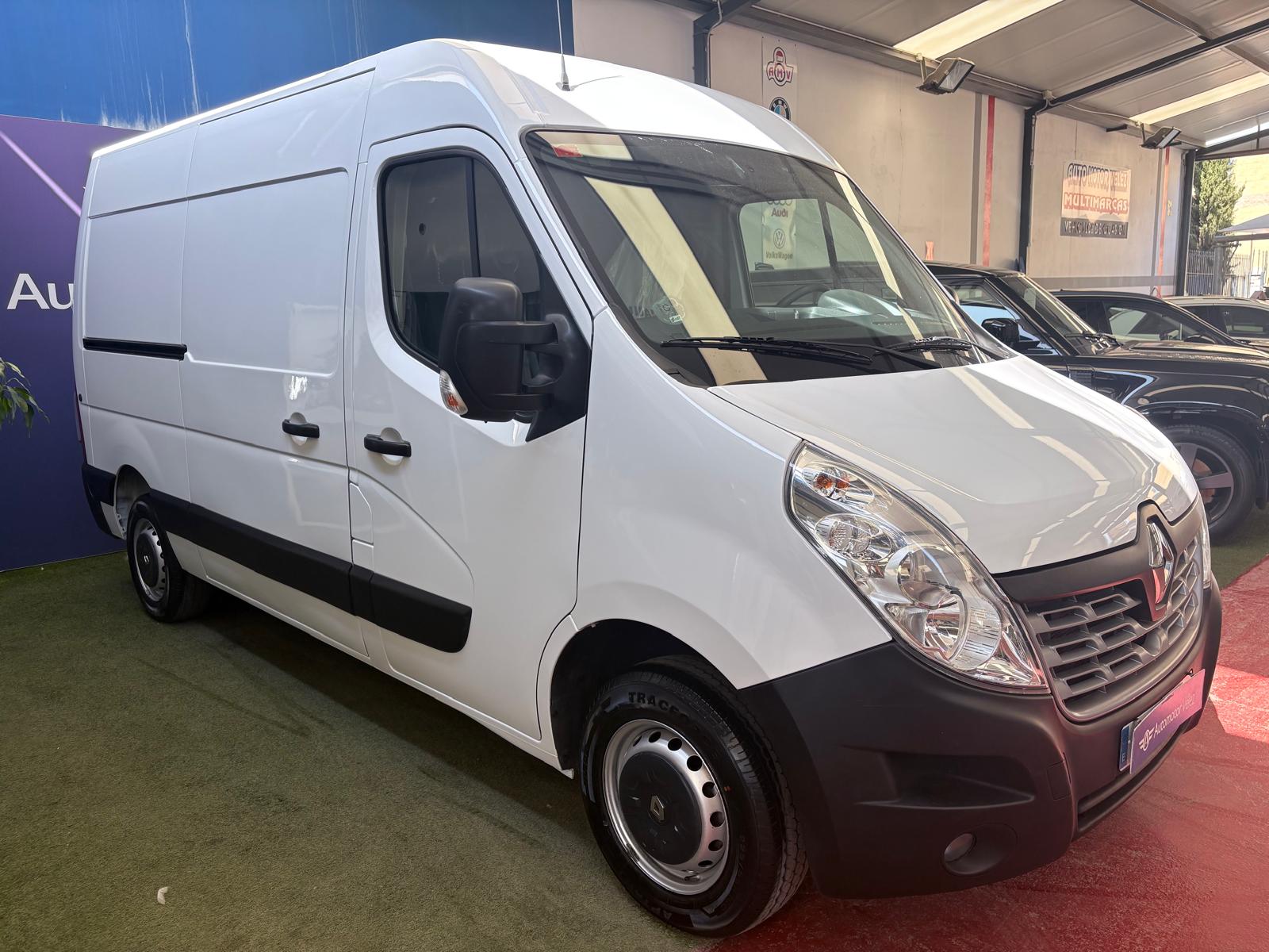 RENAULT MASTER FURGON T L2H2 3500 DCI 130CV